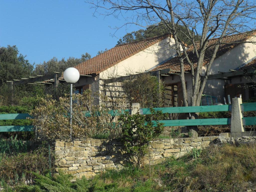 Hotel Les Terrasses de l'Ardèche Salavas Esterno foto